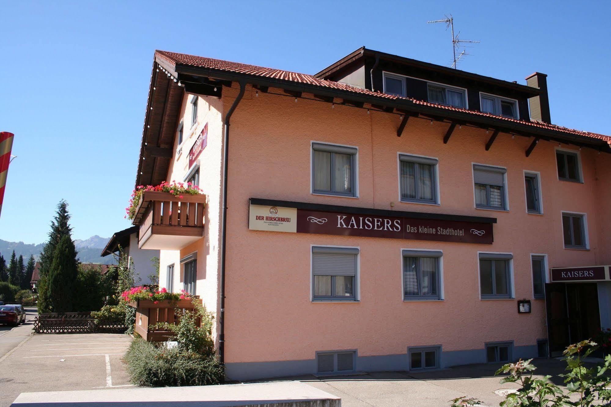 Kaisers Das Kleine Stadthotel ซอนโทเฟิน ภายนอก รูปภาพ