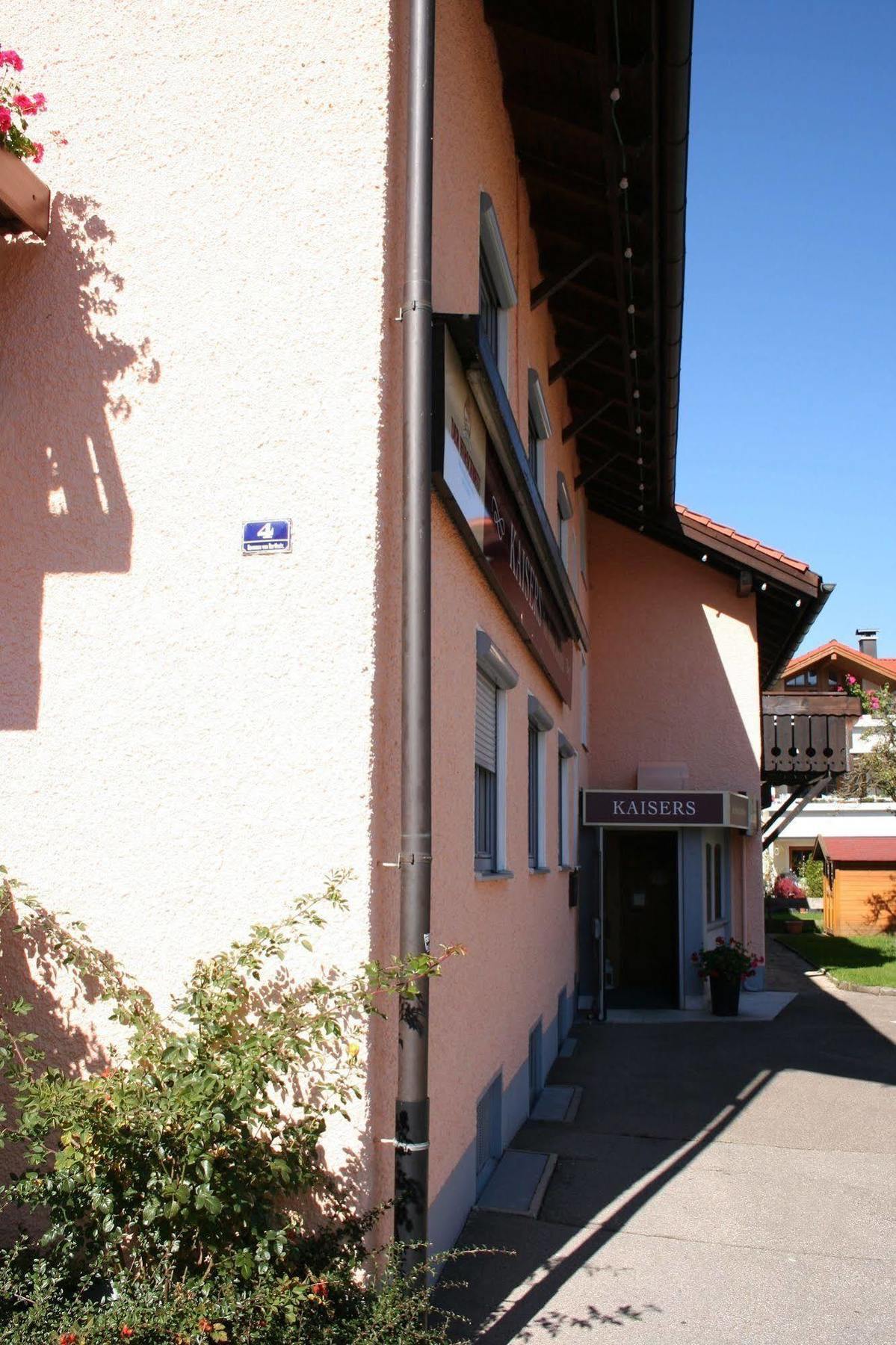 Kaisers Das Kleine Stadthotel ซอนโทเฟิน ภายนอก รูปภาพ
